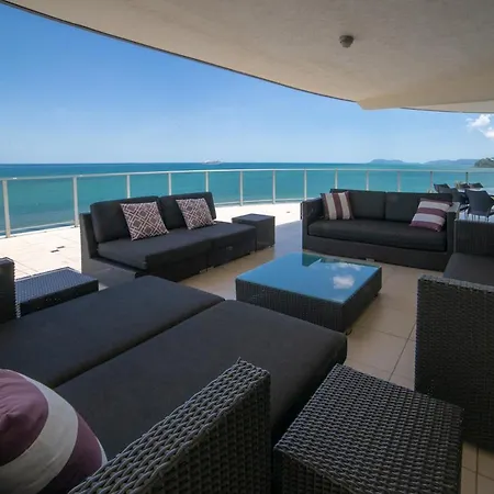 Vue Apartments Trinity Beach Exterior photo